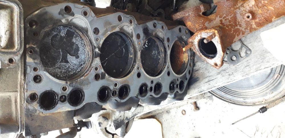 Nissan d21 4x4 todas as peças