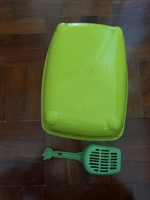 Liteira aberta para gato + pá – Bom estado