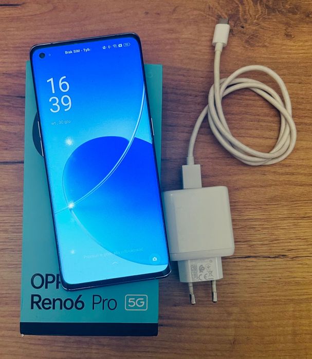 Rewelacyjny telefon OPPO Reno 6 Pro 5G