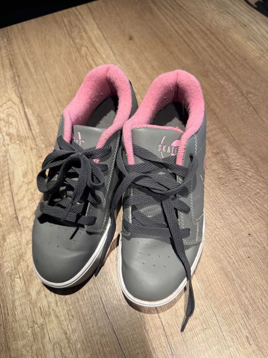 Buty na kółkach SKATE-MATE z 1 kółkiem 36,5 / używane