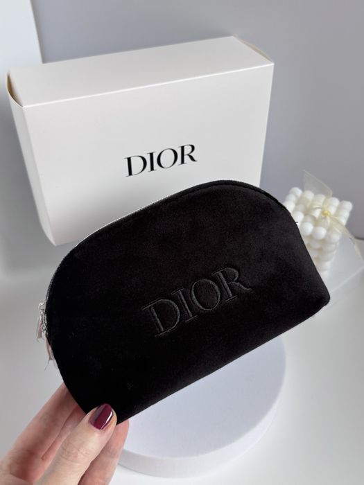 Косметичка Dior у подарунковій упаковці