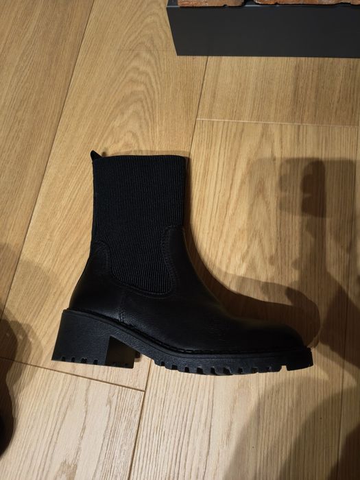 Kozaki damskie CCC skórzane zimowe botki