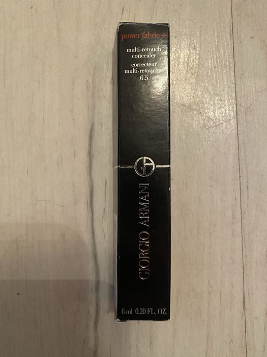Giorgio Armani multi-retouch concealer