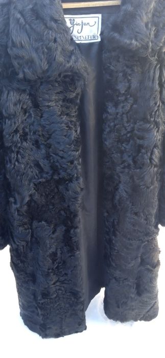 Жіноча шуба натуральна