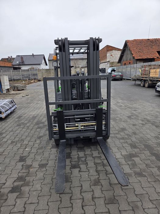 Wózek widłowy 3t Trakman