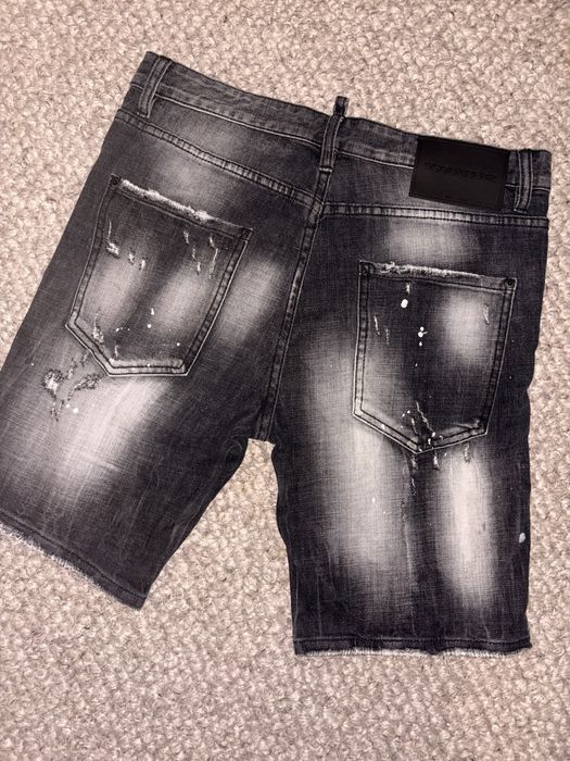 Dsquared2 у стилі Slim Jean / distressed paint jeans