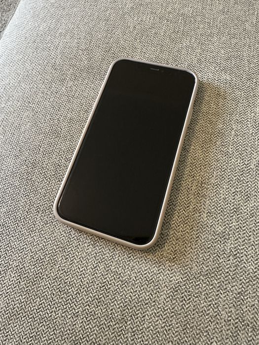 Iphone 11 lilas com 128GB Roxo / lilás