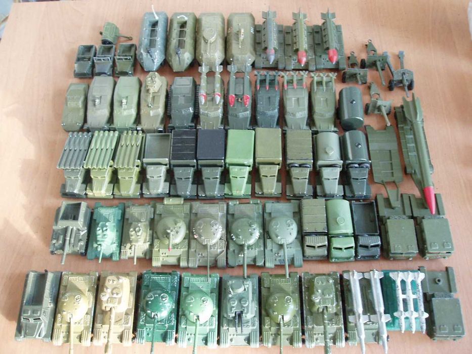 Машинки военная техника танки, бтр, пушечки
