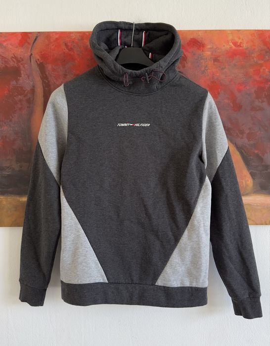 Худи Tommy Hilfiger оригинал Размер М