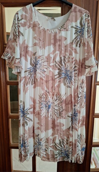 Lote de 8 vestidos tamanhos L/XL