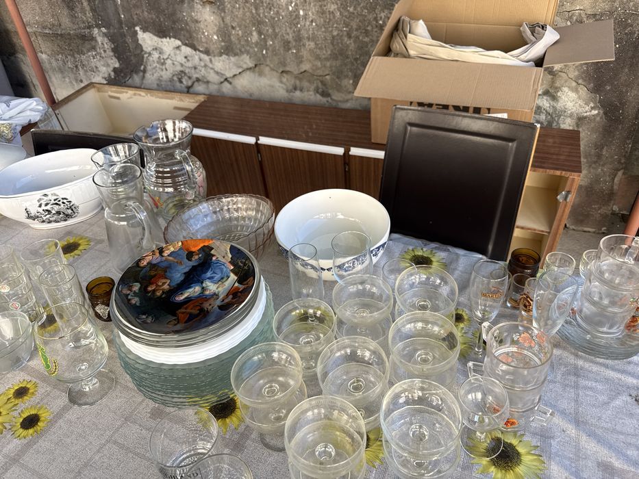 Grande lote de loiça vintage + vidro – Sacavém, SPAL, Viana, Louçarte