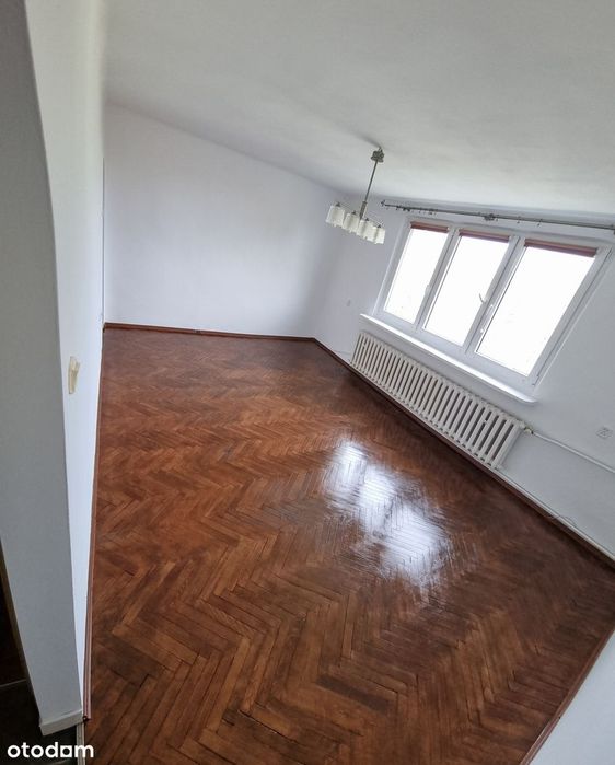 Jasna i ciepła kawalerka, 23,72m2, blisko komunikacja miejska i sklepy
