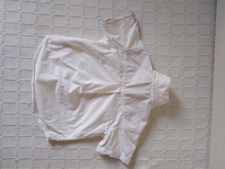 Camisa Branca Manga Curta DPam (Du Pareil au Même) 23 Meses