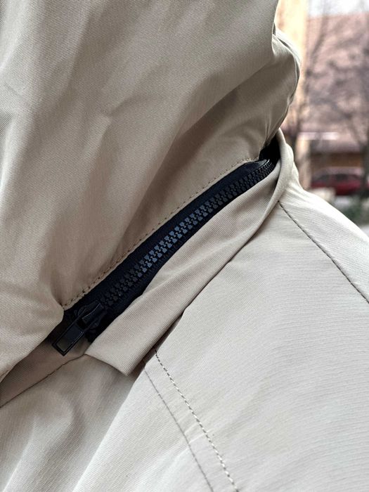 Чоловіча вітровка stone island