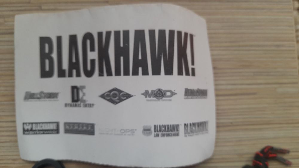 Pokrowiec na nakolanniki BLACKHAWK.