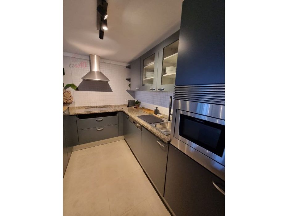Vende-se Apartamento T1 em Resort de Luxo, Portimão
