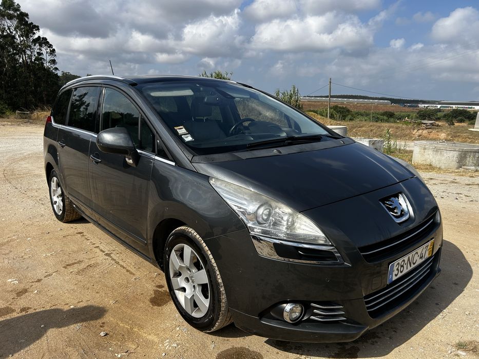 Peugeot 5008 e-HDi