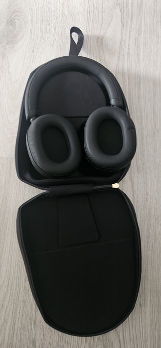 Słuchawki  sony   WH 1000XM5