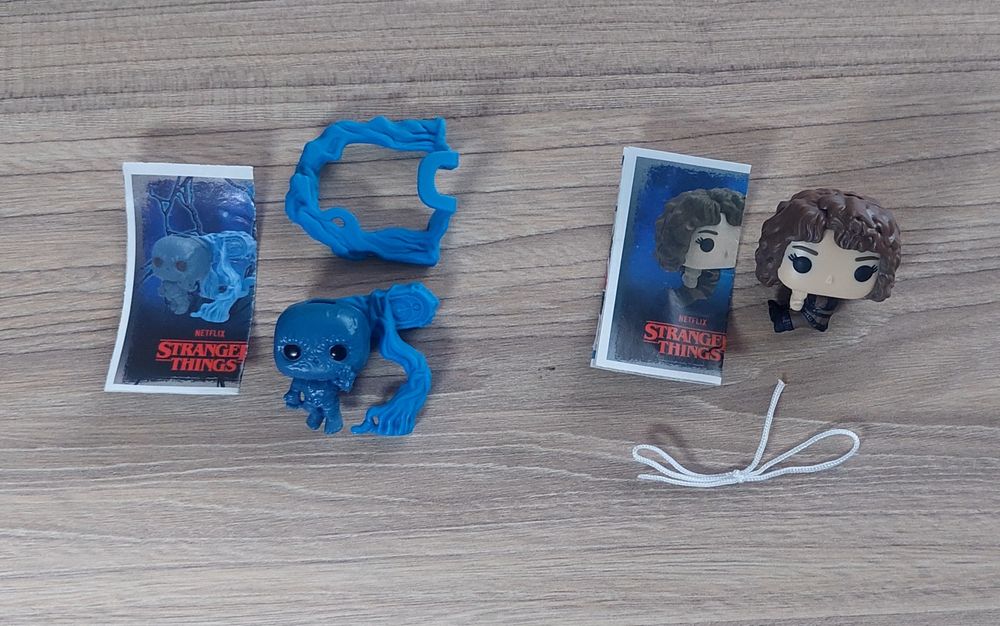 Kinder joy фігурки stranger things