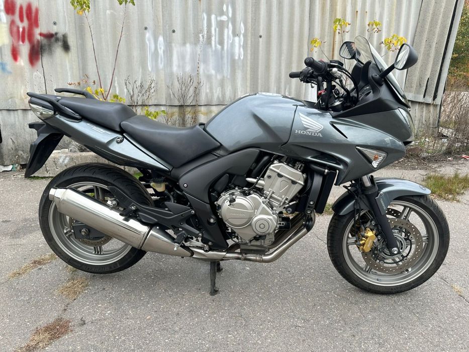 Продам мотоцикл HONDA CBF600