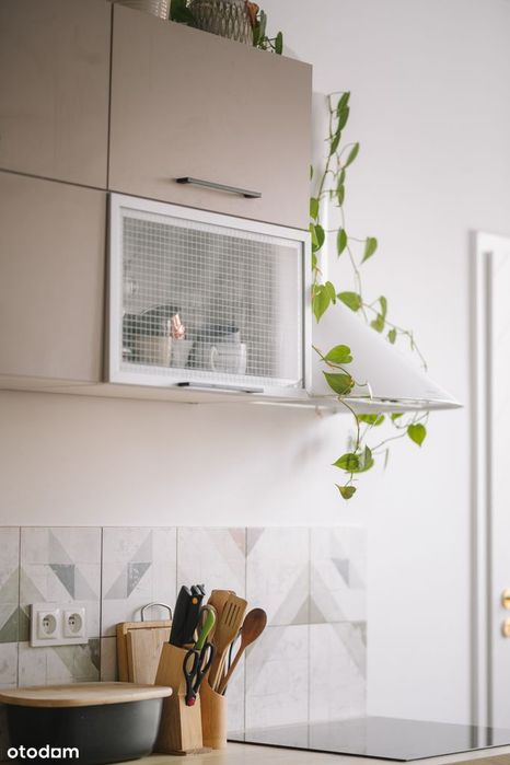 Saska Kępa | Wyjątkowe 42 m² z widokiem na zieleń | Ul. Wersalska