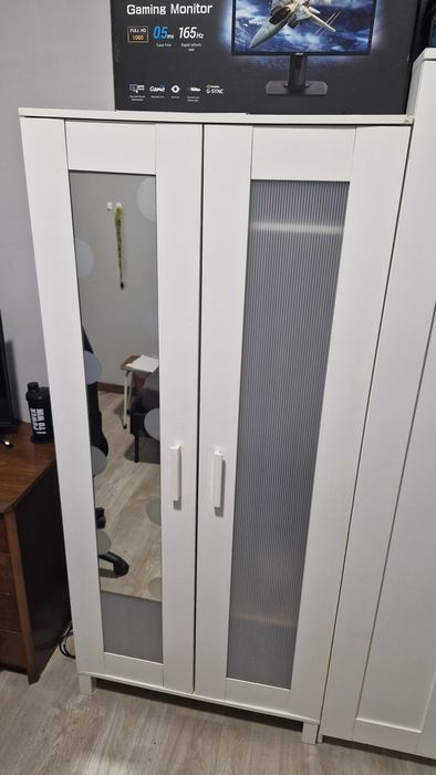 Roupeiro 2 portas IKEA
