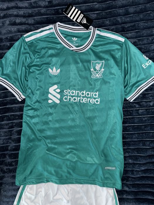 strój piłkarski Liverpool