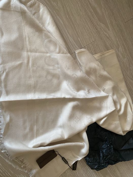 Szal  duży  Tkane LV.  . silk , cashmere  .  Okazja