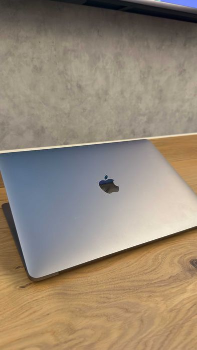 MacBook Air Retina 13" 2019 | 8GB RAM | 128GB SSD | macOS Sonoma | Impecável