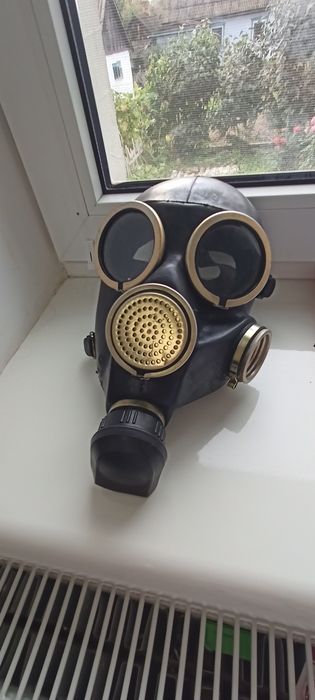 Продам противогаз гп7