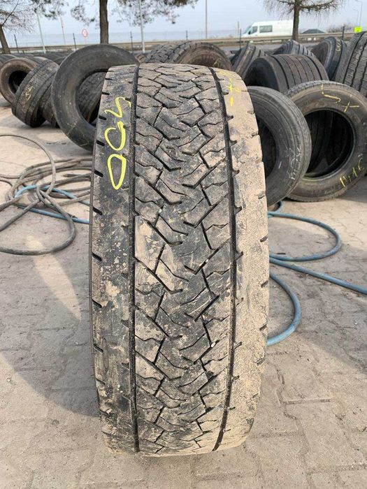 Opona używana ciężarowa napędowa 295/60R22.5 GOODYEAR KMAX D A / 6-7mm