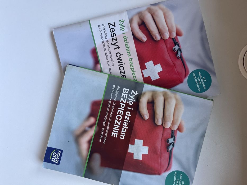 podrecznik i zeszyt cwiczen edb klasa 1 liceum