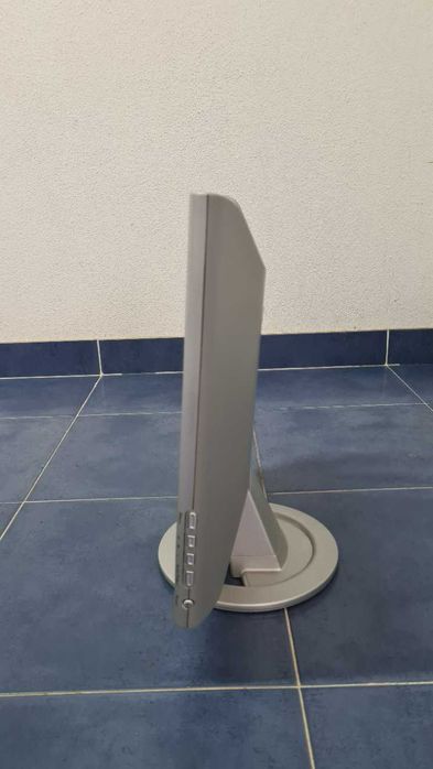 Monitor LCD HP vs17e