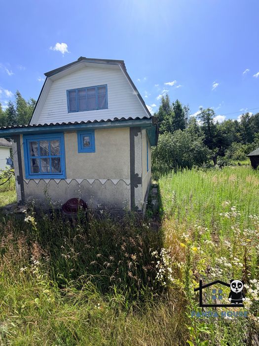 Продається дачний будинок