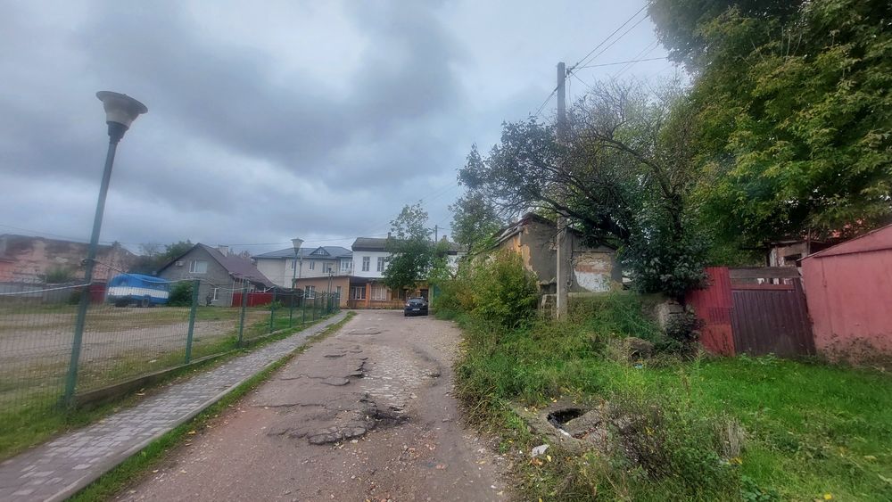 Продам земельну ділянку. Пров.Стависький,3.