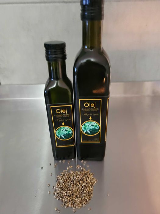 Olej z wiesiołka tłoczony na zimno