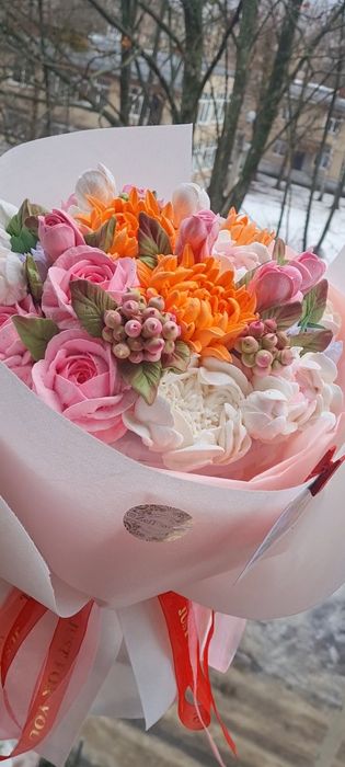 Зефірні квіти та букети