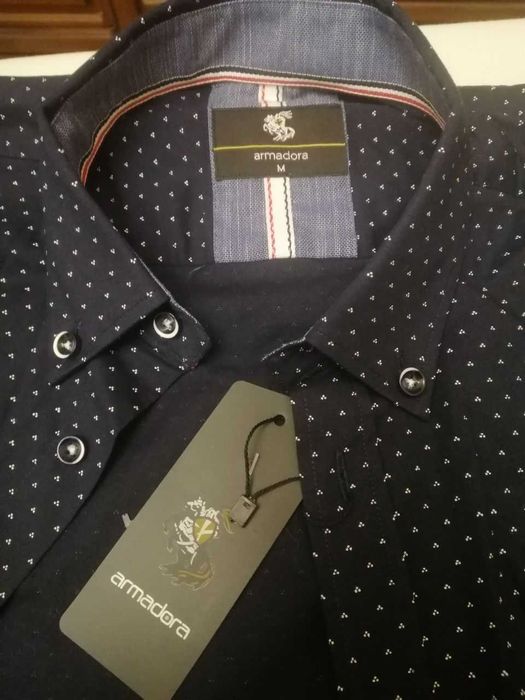 Чоловіча нова сорочка з довгими рукавами