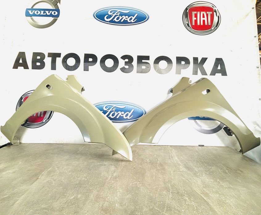 Крило Ford Focus 2 Дорестайл Криля Форд Фокус Ц-Макс