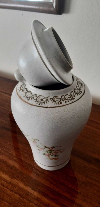 Pote decorativo com tampa