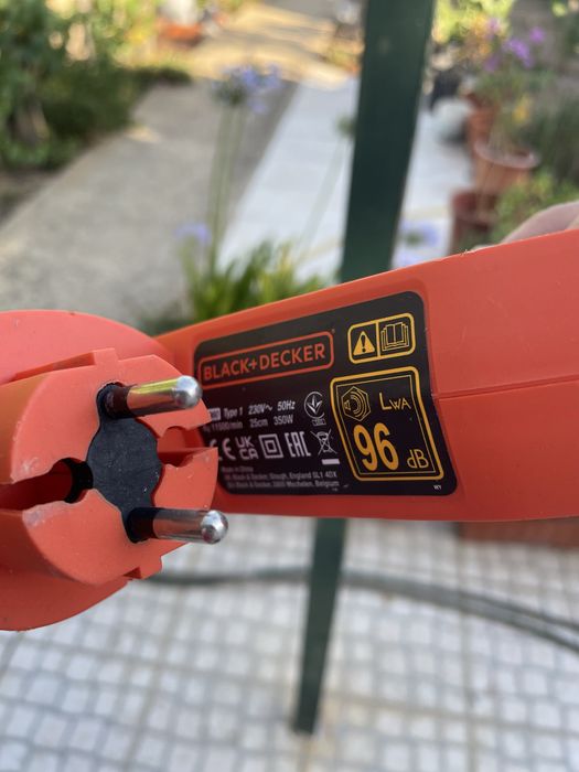 Aparador Elétrico Black+Decker GL360