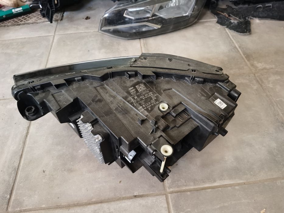 Farol audi q4 e-tron