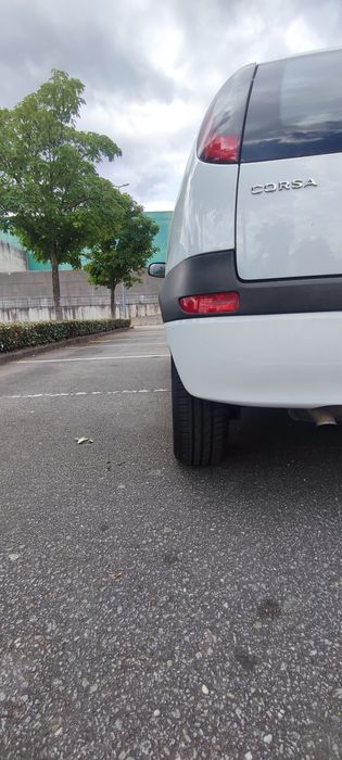 Opel Corsa C 1.7 DI  Isuzu