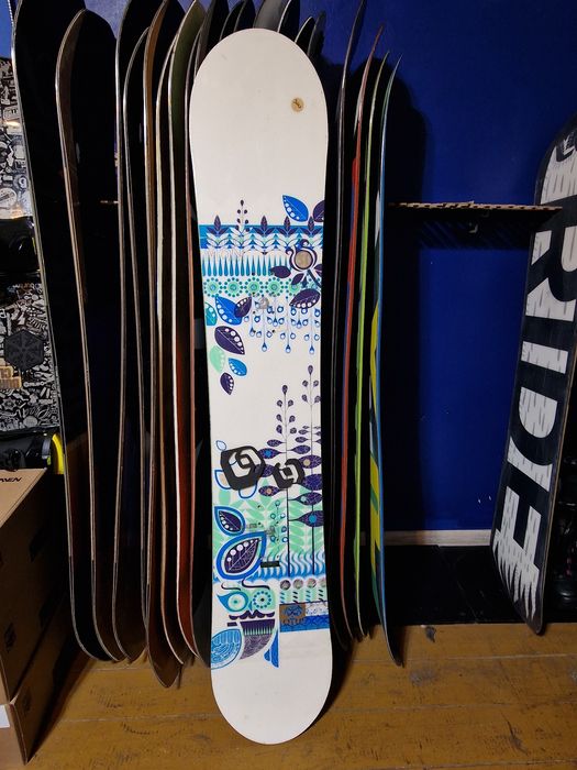 Deska snowboardowa Salomon Lotus 151 cm snowboard