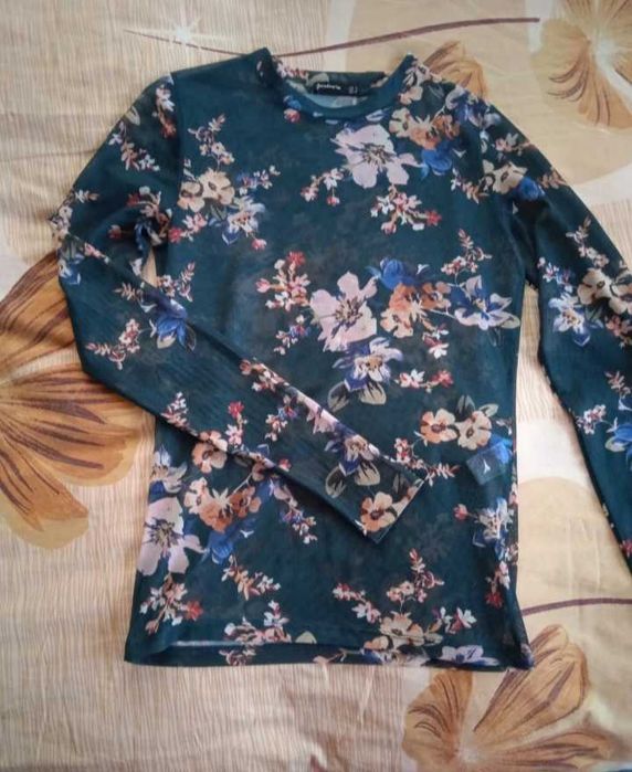 Prześwitująca bluzka