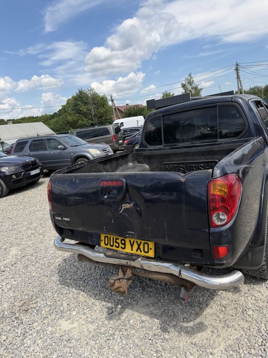 Mitsubishi L200 pick up Л200 пікап