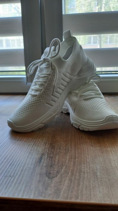 Buty - sportowe , nowe