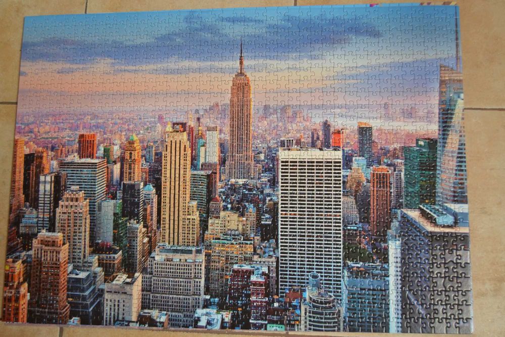 Vários puzzles 1000pcs montados