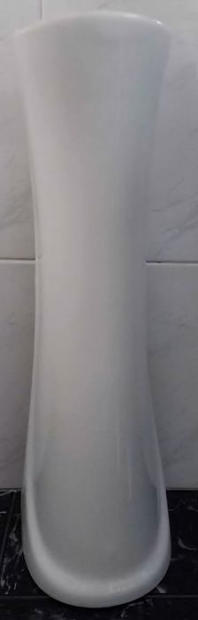 Lavatório totalmente novo muito pouco tempo de uso