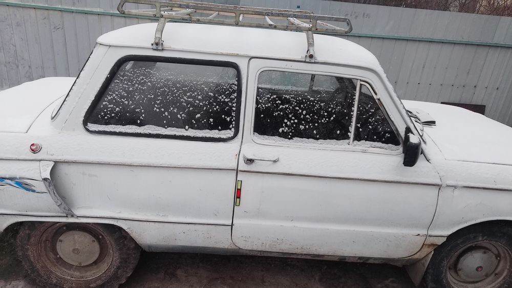 Продам автомобіль запорожець на полном ходу